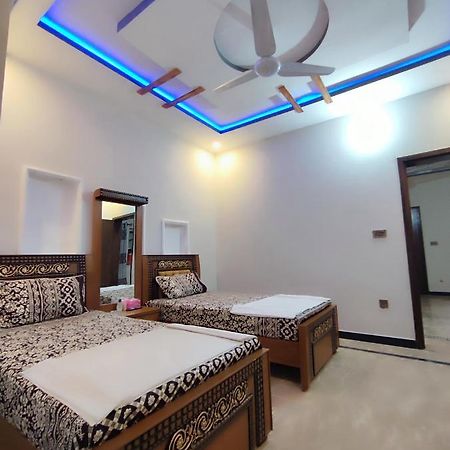 Lavish Inn Исламабад Экстерьер фото